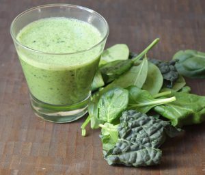 kale-and-spinach-smoothie